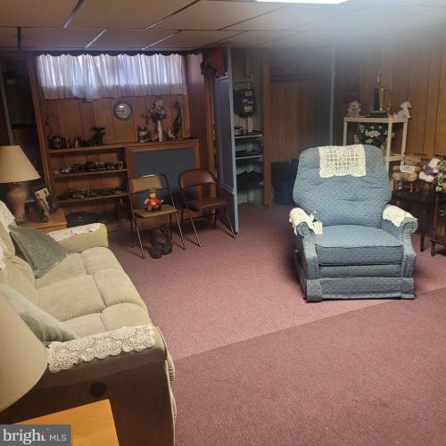 2329 11 St, Philadelphia PA 19133-1005 exterior