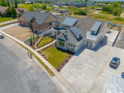 656 750, Woodland Hills UT 84653-5653 exterior