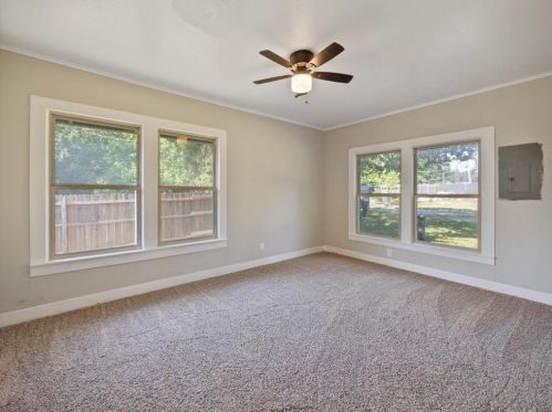 2608 Marlin St, Fort Worth TX  76105-4440 exterior