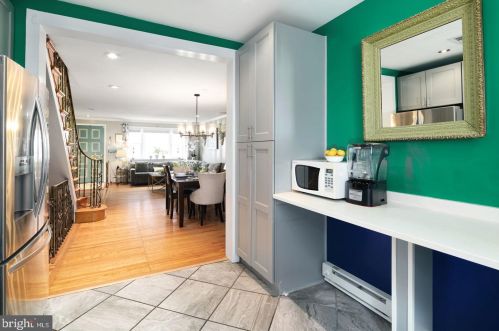 1702 11 St, Philadelphia PA 19122-0027 exterior