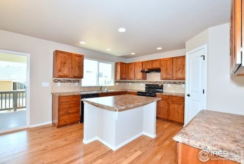 2606 Emerald St, Loveland CO 80537-2013 exterior