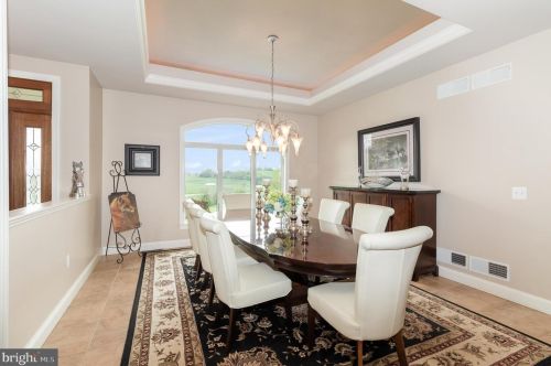 253 Bonnybrook Rd, Carlisle PA 17013-4214 exterior