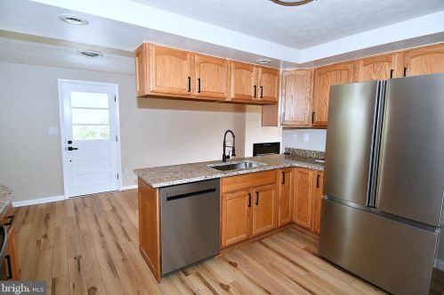 340 Highland Ridge Rd, Berkeley Springs WV  25411-3898 exterior