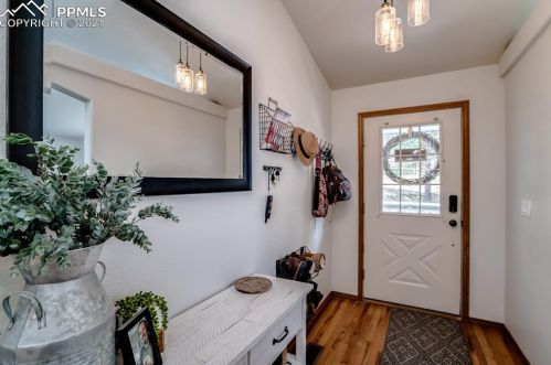 1148 Frst Hl Rd, Woodland Park CO 80863-1219 exterior