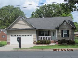 208 5th St, Landis, NC 28088-2004