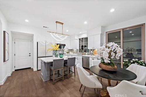 85 Sanctuary, Irvine CA  92620-3425 exterior