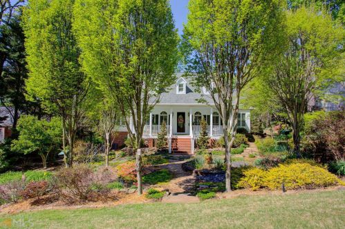 1549 Valley Reserve Ct, Kennesaw, GA 30152-4851