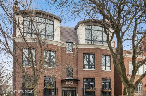 2719 Paulina St, Chicago, IL 60614-1019