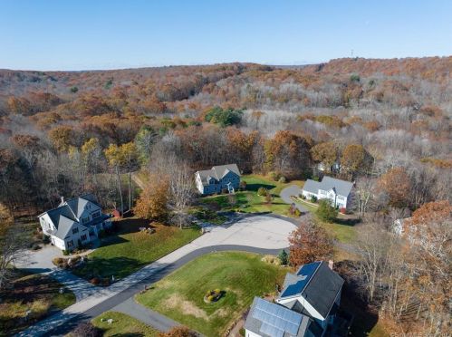 79 Frederick Dr, Coventry, CT 06238-3624