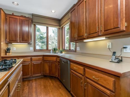 3817 Bridgewater Dr, Saint Paul MN  55123-2526 exterior