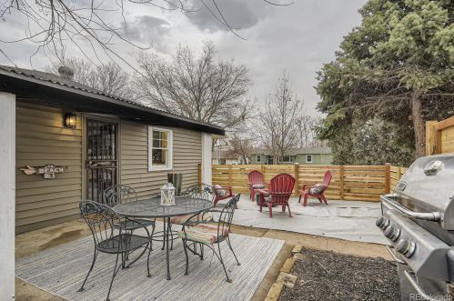 4691 Bannock St, Englewood CO  80110-5717 exterior