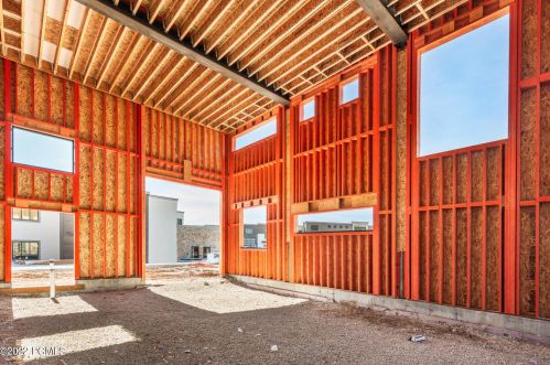 4518 Forestdale Dr, Park City UT 84098-4302 exterior