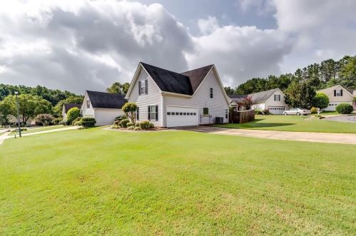 297 Ellesmere Ct, Buford, GA 30518-7679