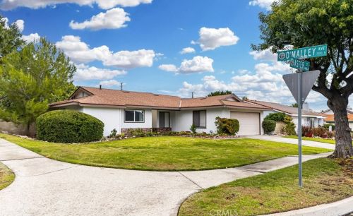 1067 Aster St, Upland, CA 91786-2229