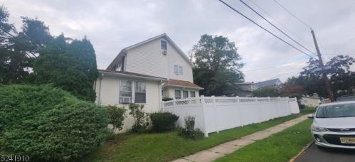 625 Scott Ave, Rahway, NJ 07065-5718