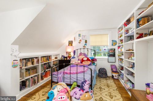 21 Elm Rd, Princeton NJ  08540-2501 exterior