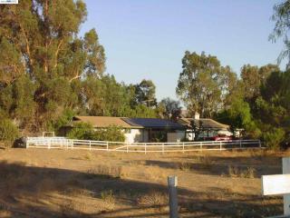 3948 Jerrold Rd, Livermore, CA 94550-9722