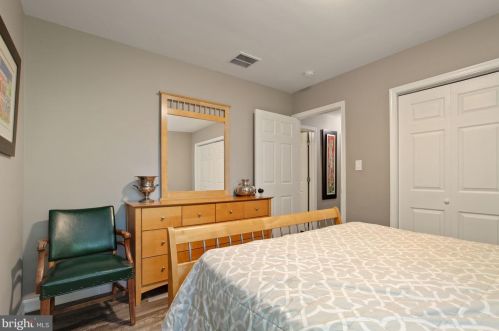 2912 Newcastle Ave, Silver Spring MD 20910-1216 exterior