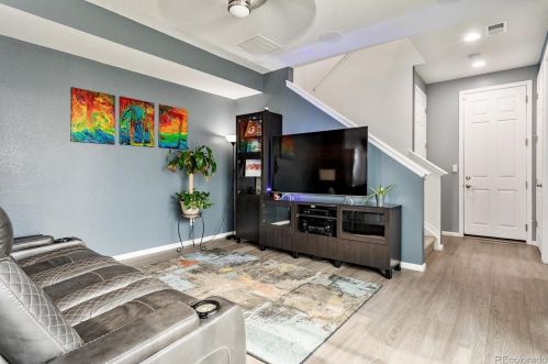 17206 Alameda Pkwy, Denver CO  80017-4901 exterior