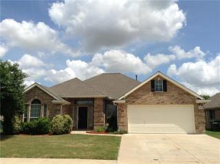 5700 Creekway Dr, Argyle TX  76226-2279 exterior