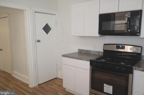 5607 American St, Philadelphia PA  19120-2325 exterior