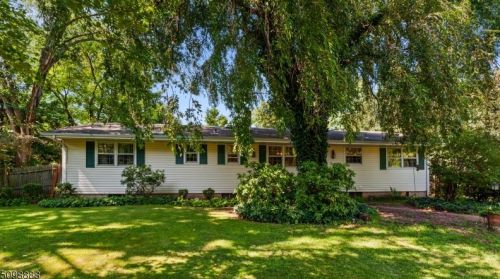 31 Washington Ave, Princeton NJ 08540-8406 exterior