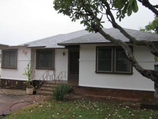 1120 3rd Ave, Honolulu HI  96816-5821 exterior