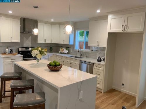 2731 Broadmoor Ave, Concord CA  94520-4751 exterior