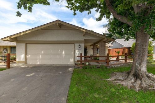 6224 Chapel View Ln, Citrus Heights, CA 95621-5436
