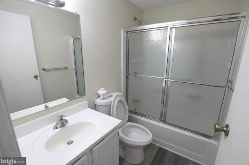 4499 Jade Ct, Middletown MD  21769-7420 exterior
