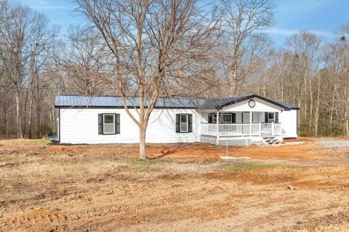 103 Pine Needle Dr, Commerce, GA 30530-7075