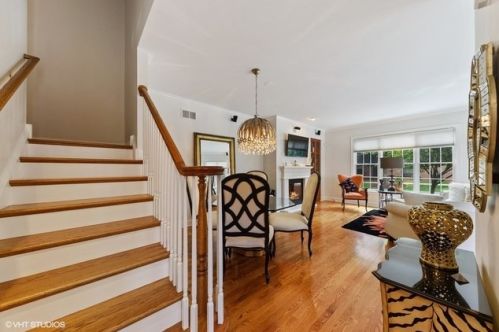 49 Brockway St, Palatine, IL 60067-6112