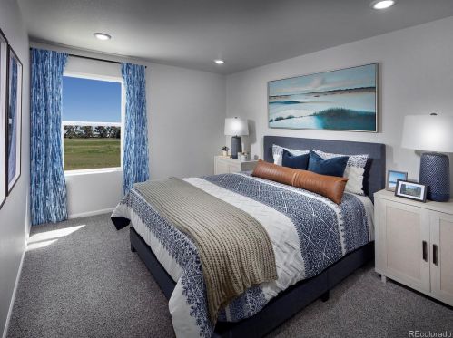 764 Rome St, Aurora CO 80019-3143 exterior