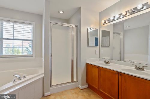 510 Crosswinds Dr, Charles Town WV  25414-3942 exterior