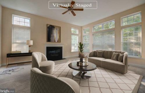 605 Hunton Pl, Leesburg, VA 20176-6637