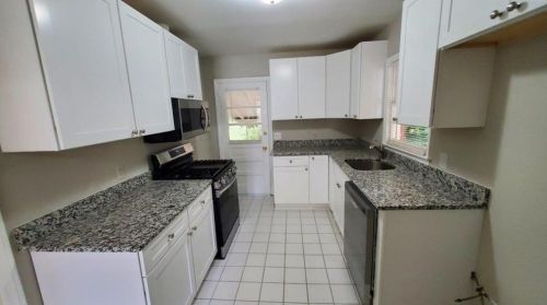 43 Lott Ave, Marietta, GA 30067-7466