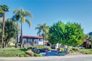 1341 Pebble Springs Ln, Glendora, CA 91741-2353