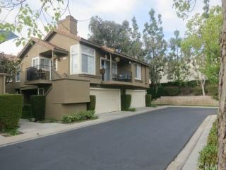 8057 Snowberry Ln, Anaheim, CA 92808-1946