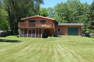 30935 Irene Ave, Lindstrom, MN 55045-9481