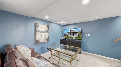 993 Emerson St, Denver CO  80218-2715 exterior