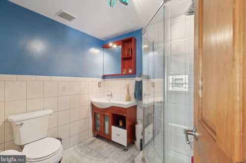 812 12 St, Philadelphia PA 19147-2624 exterior