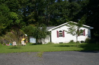 933 Fairview Lake Rd, Fredon, NJ 07860-4222
