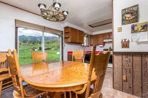 8336 Old San Isabel Rd, Greenwood CO 81069-8605 exterior