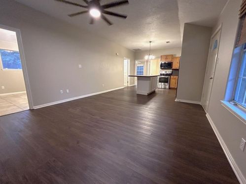 10642 Royal Pines Dr, Conroe TX  77303-2784 exterior