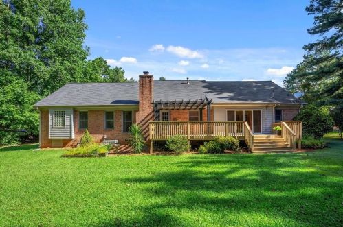 1716 Little Brook Dr, Conyers GA  30094-4000 exterior