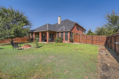 8301 Ash Riv Ct, Fort Worth TX  76137-5715 exterior