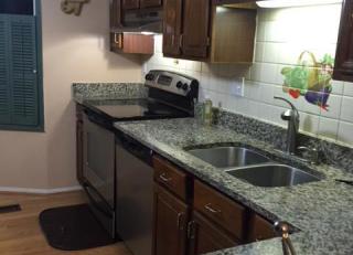 6067 Cedar Wood Dr, Columbia MD  21044-3674 exterior