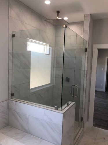 4211 Canada Dr, Dallas TX 75212-1104 exterior