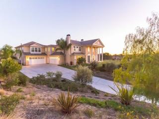6344 Keeneland Dr, Carlsbad, CA 92009-3090