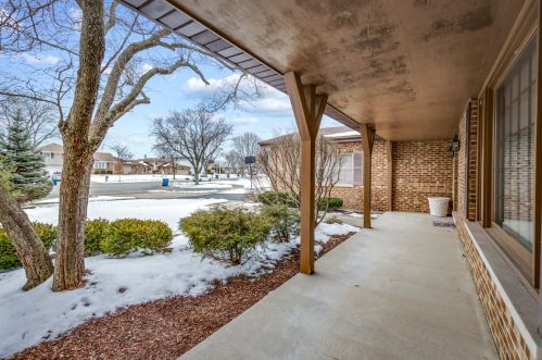 1236 Hickory Trl, Addison, IL 60101-1160
